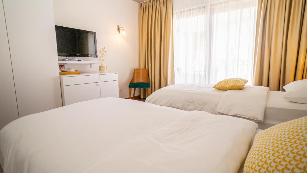Apartment Ana *