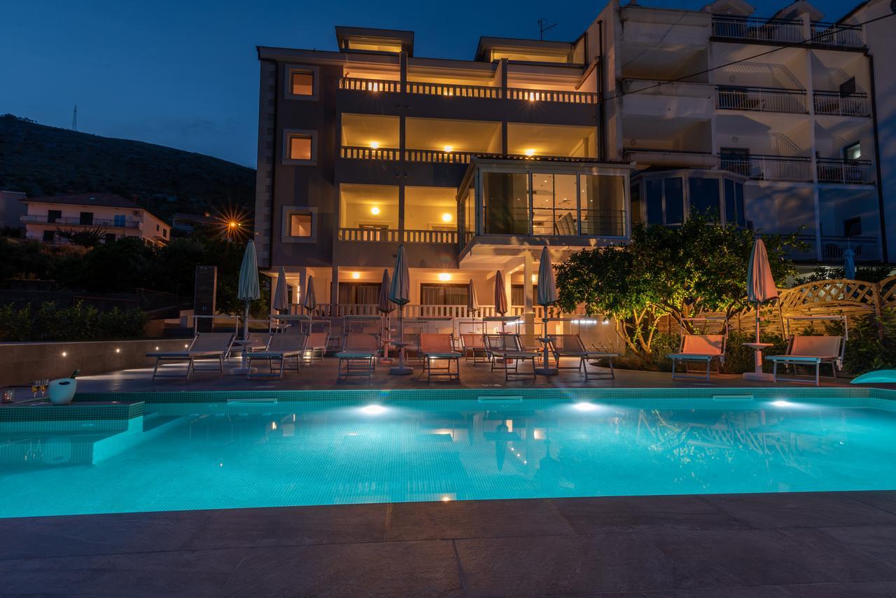 Ana Apartment