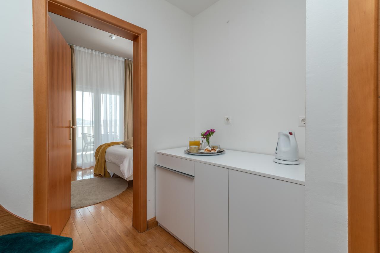 Apartment Ana *